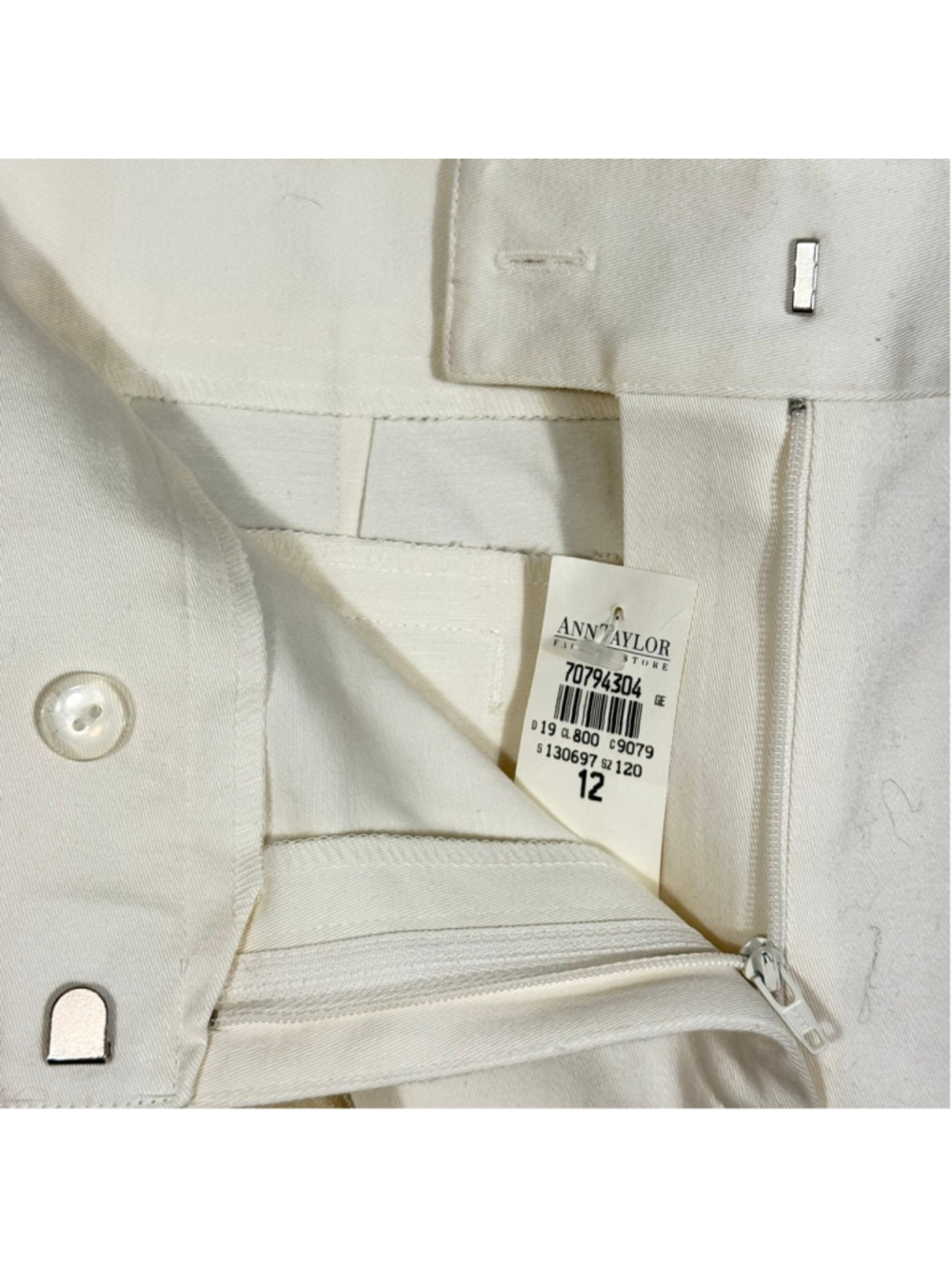 Size 12 Ann Taylor Cream Casual Pencil Skirt Gold Satin Belt Cotton Pockets - Picture 2 of 8